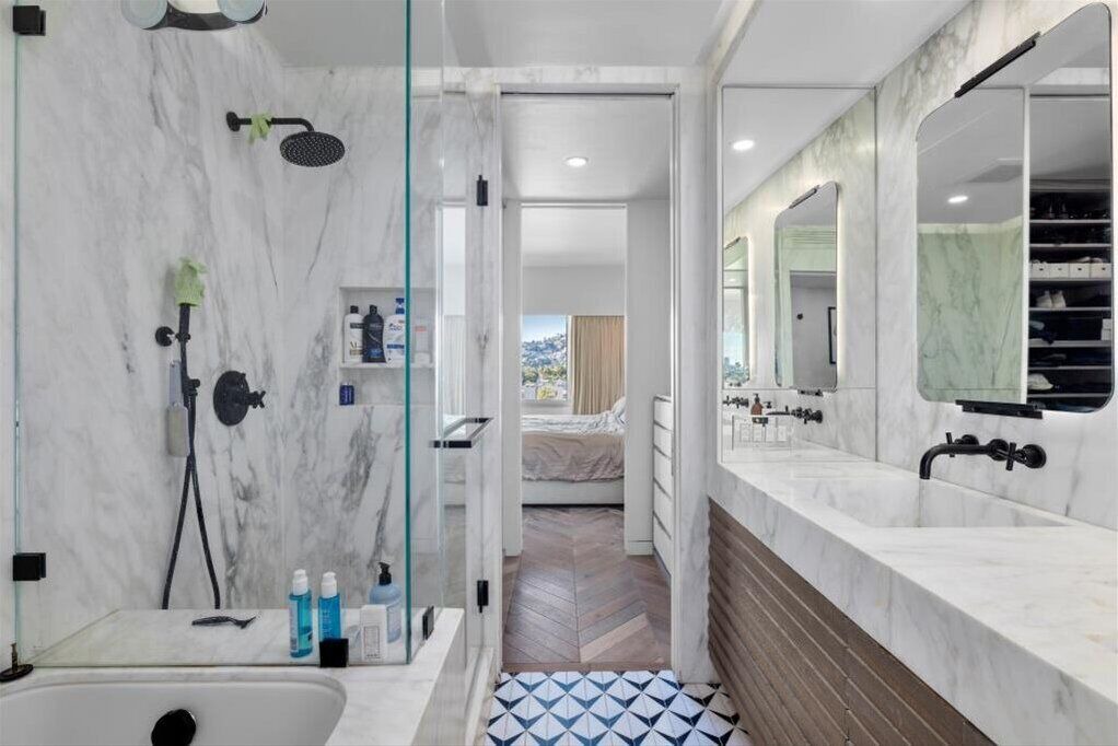 Photo of Bathroom in Hollywood