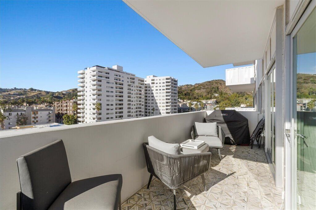 Photo of Outdoor in Hollywood