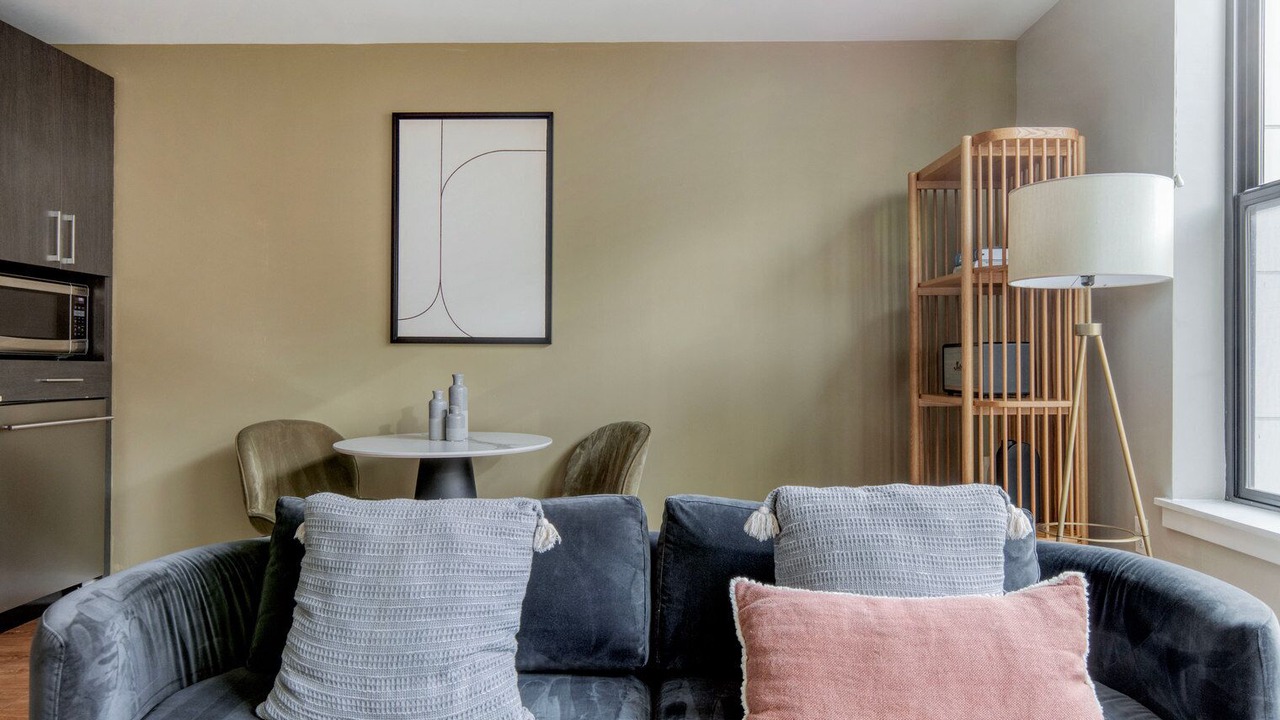 Photo of Livingroom in Mount Vernon Triangle