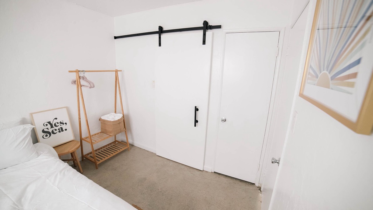 Photo of Bedroom in Silver Strand