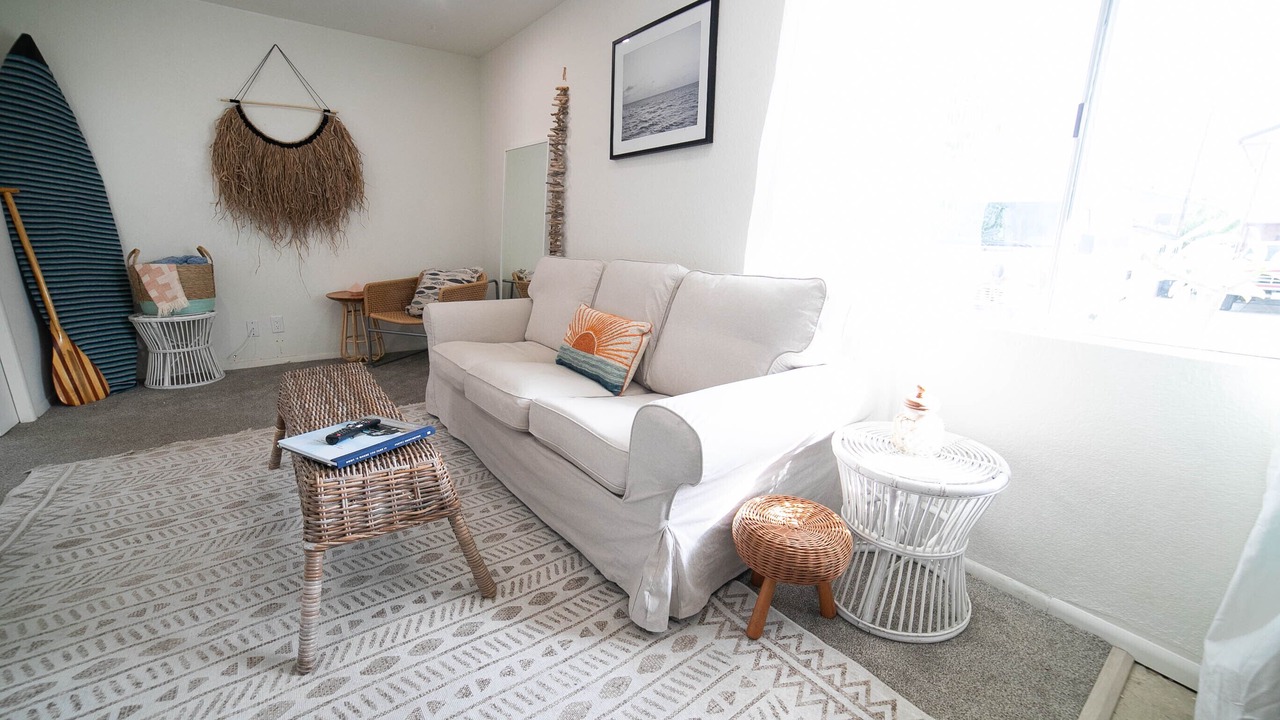 Photo of Livingroom in Silver Strand