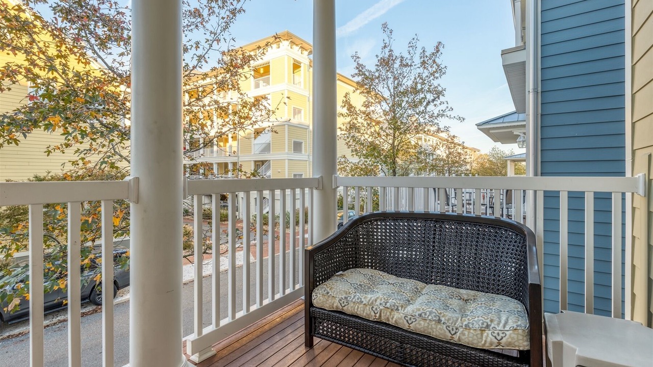 Photo of Patio Balcony in Sunset Island