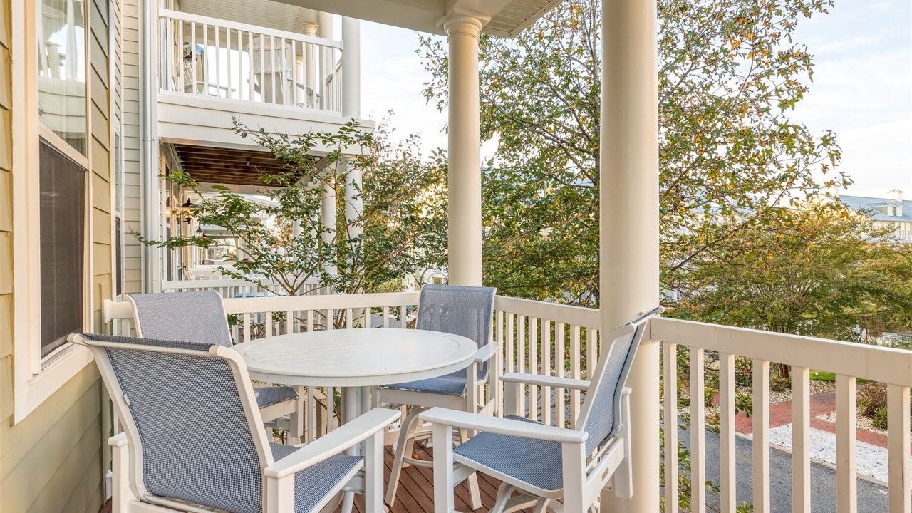 Photo of Patio Balcony in Sunset Island