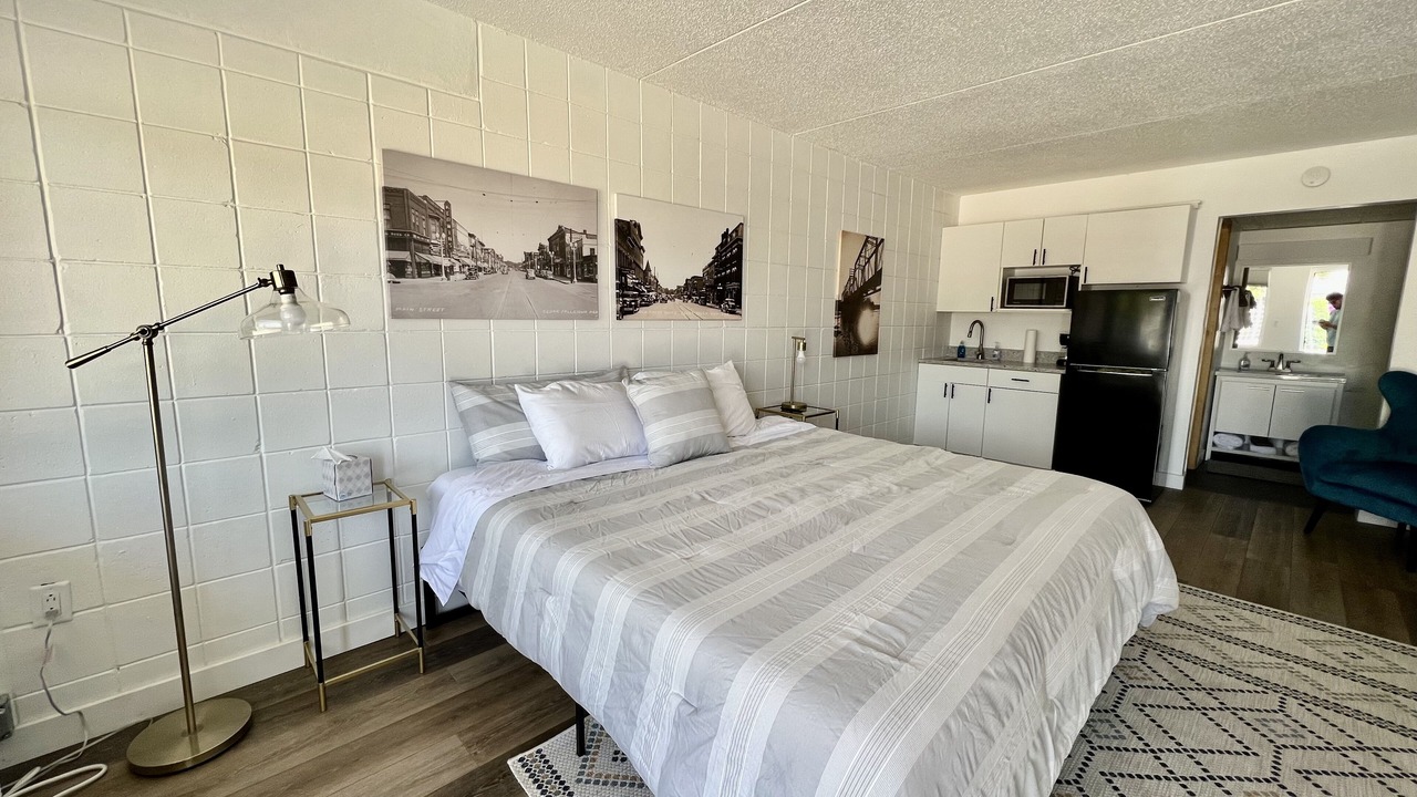 Photo of Bedroom in Cedar Falls