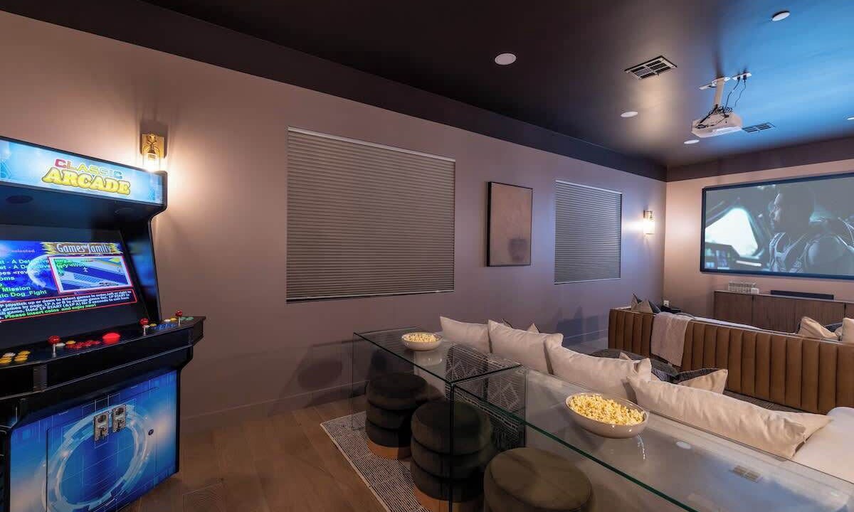 Photo of Bedroom in Paradise Valley Ranchos