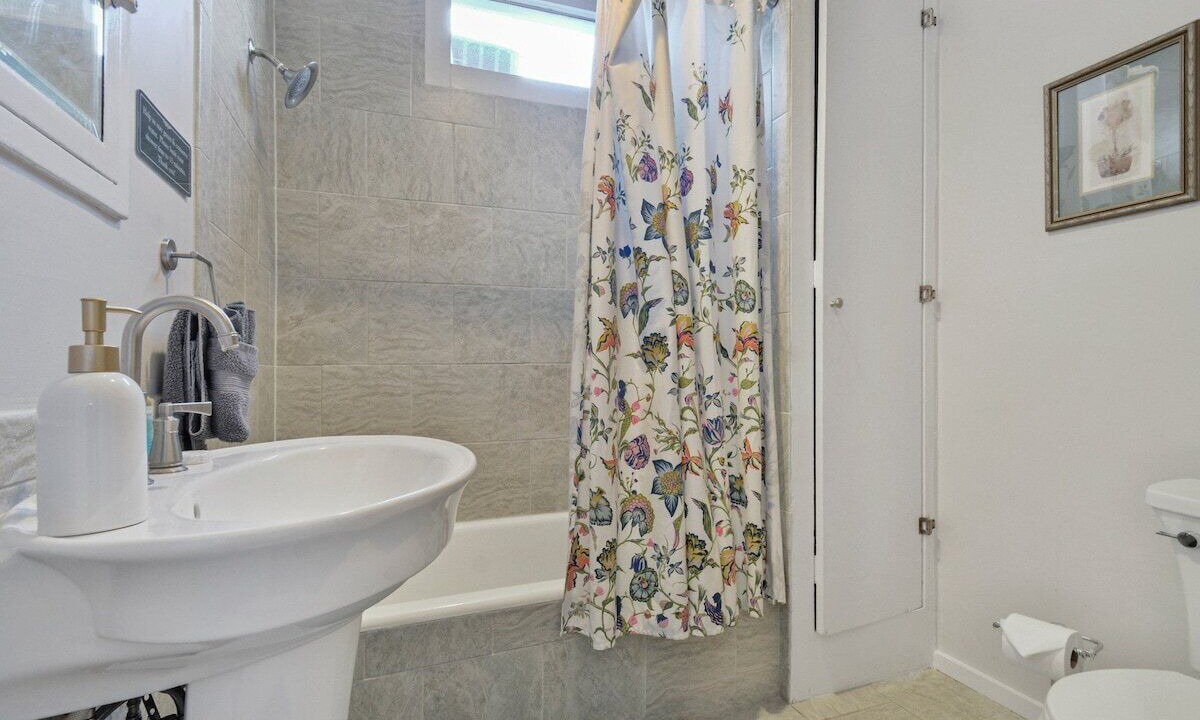 Photo of Bathroom in Faubourg Livaudais