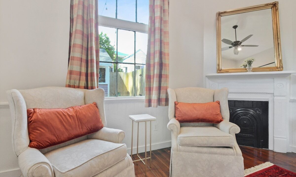 Photo of Livingroom in Faubourg Livaudais