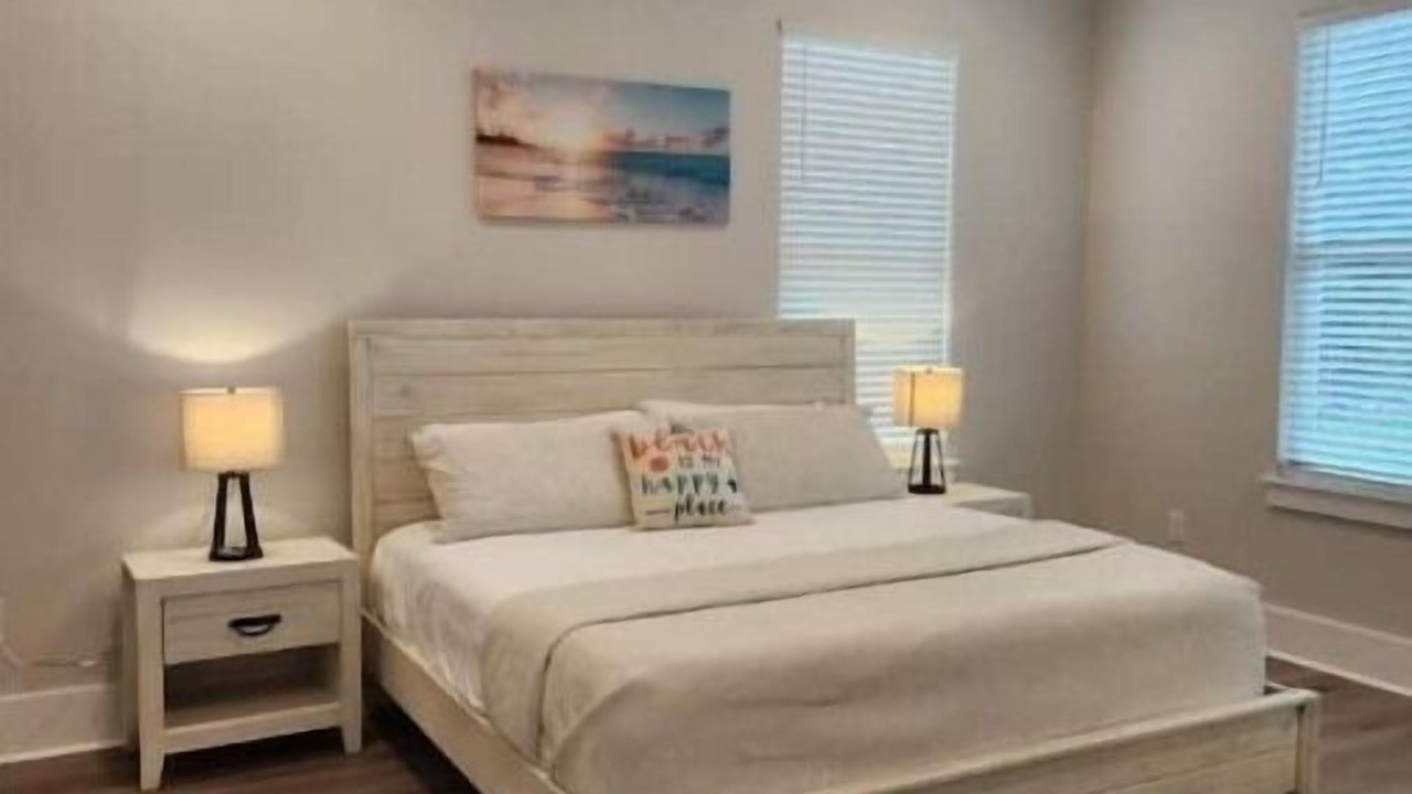 Photo of Bedroom in Mississippi City