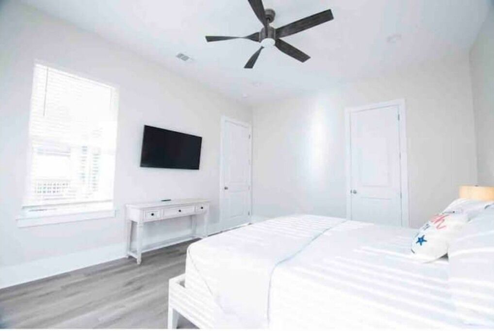 Photo of Bedroom in Mississippi City