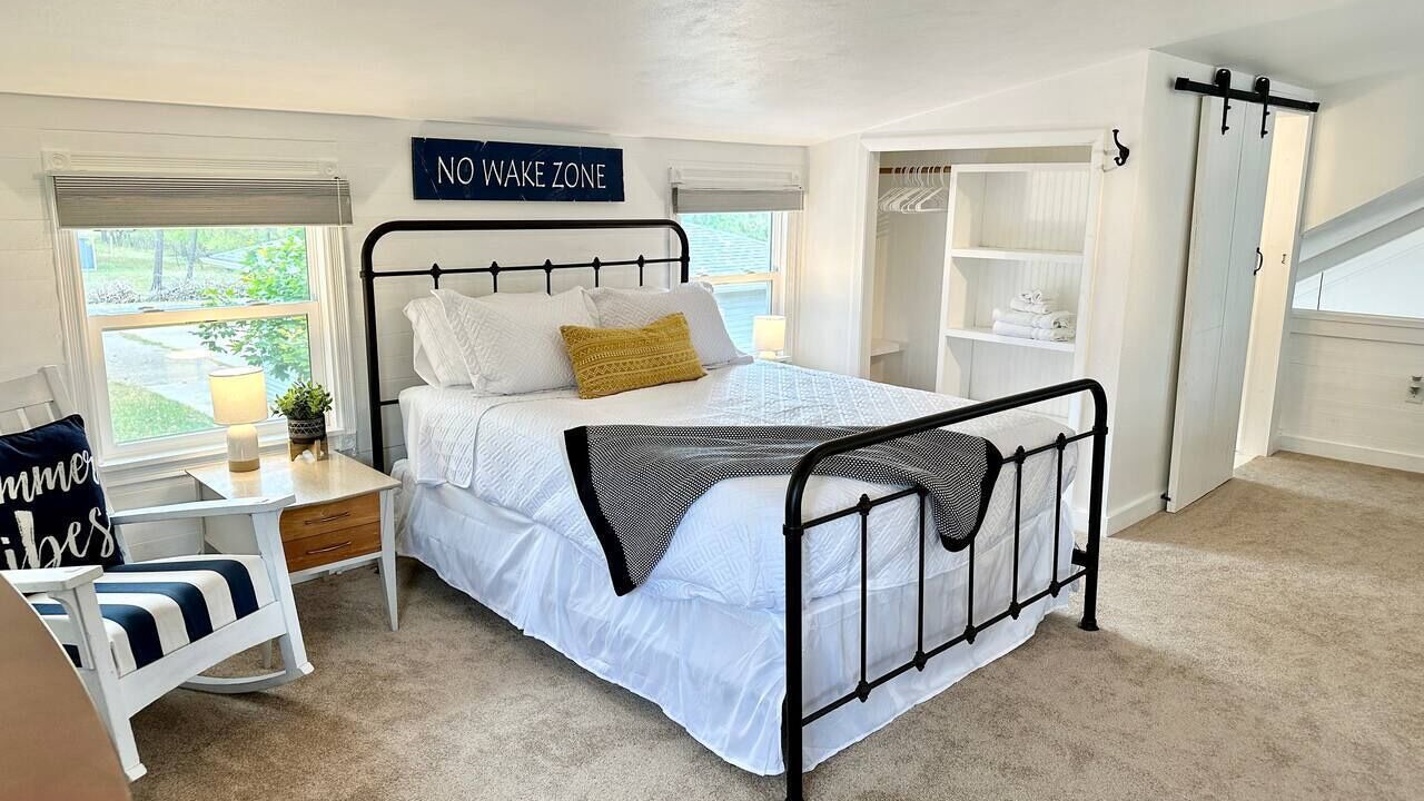 Photo of Bedroom in Nekoosa
