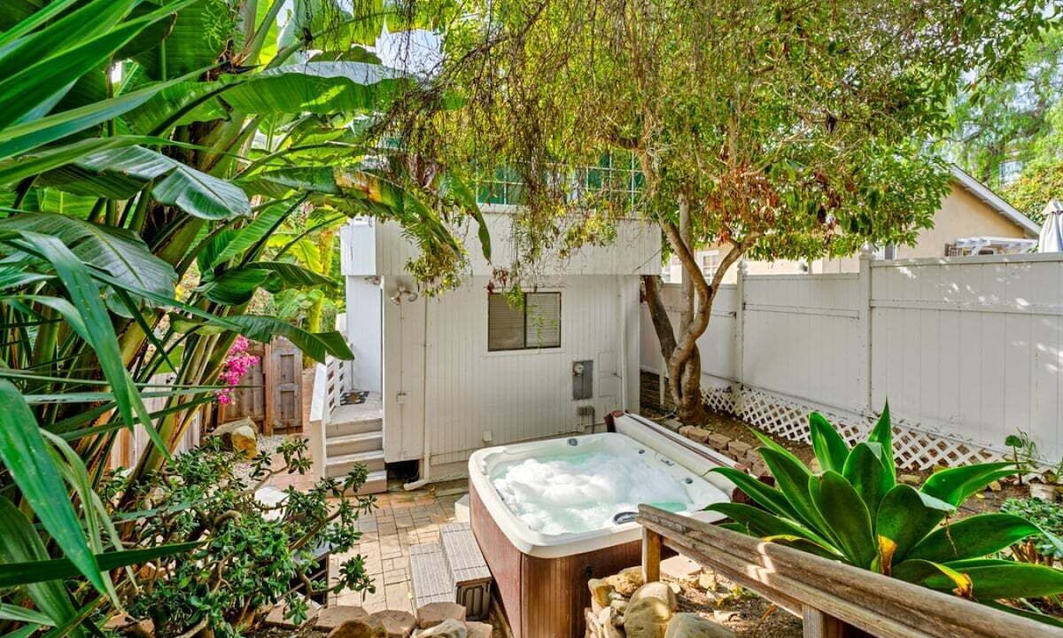 Photo of Patio Balcony in Summerland