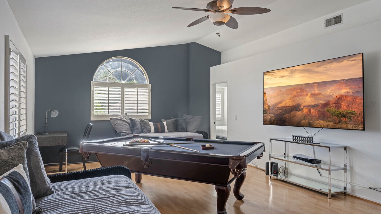 Photo of Livingroom in Castaic