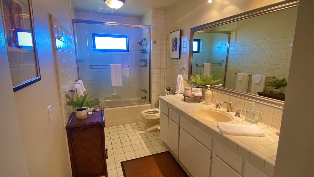 Photo of Bathroom in Ventura