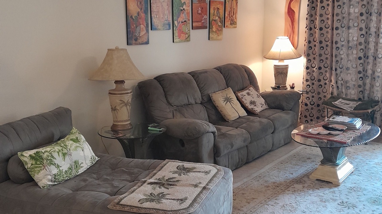 Photo of Livingroom in Henderson Point