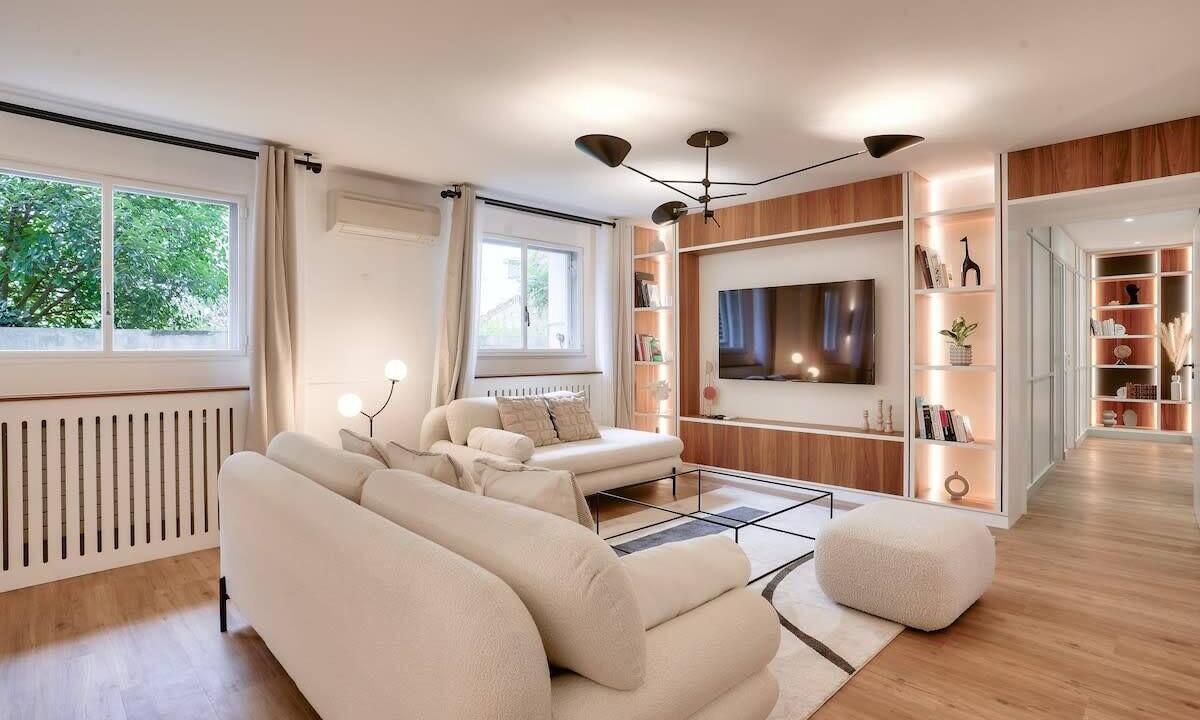 Photo of Livingroom in Saint-Lambert