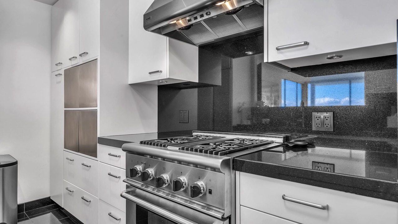 Photo of Kitchen in Eastern Malibu