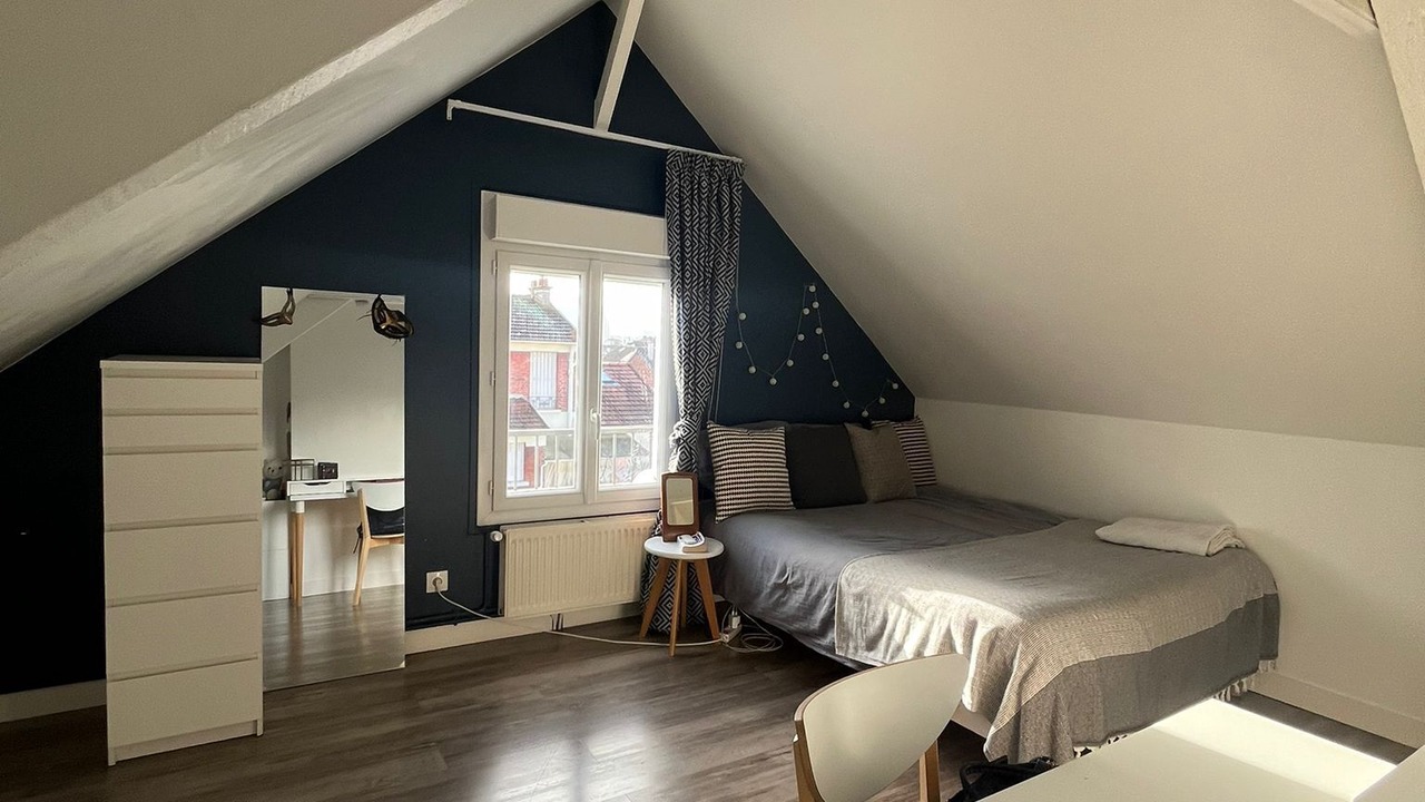 Photo of Bedroom in Colombes