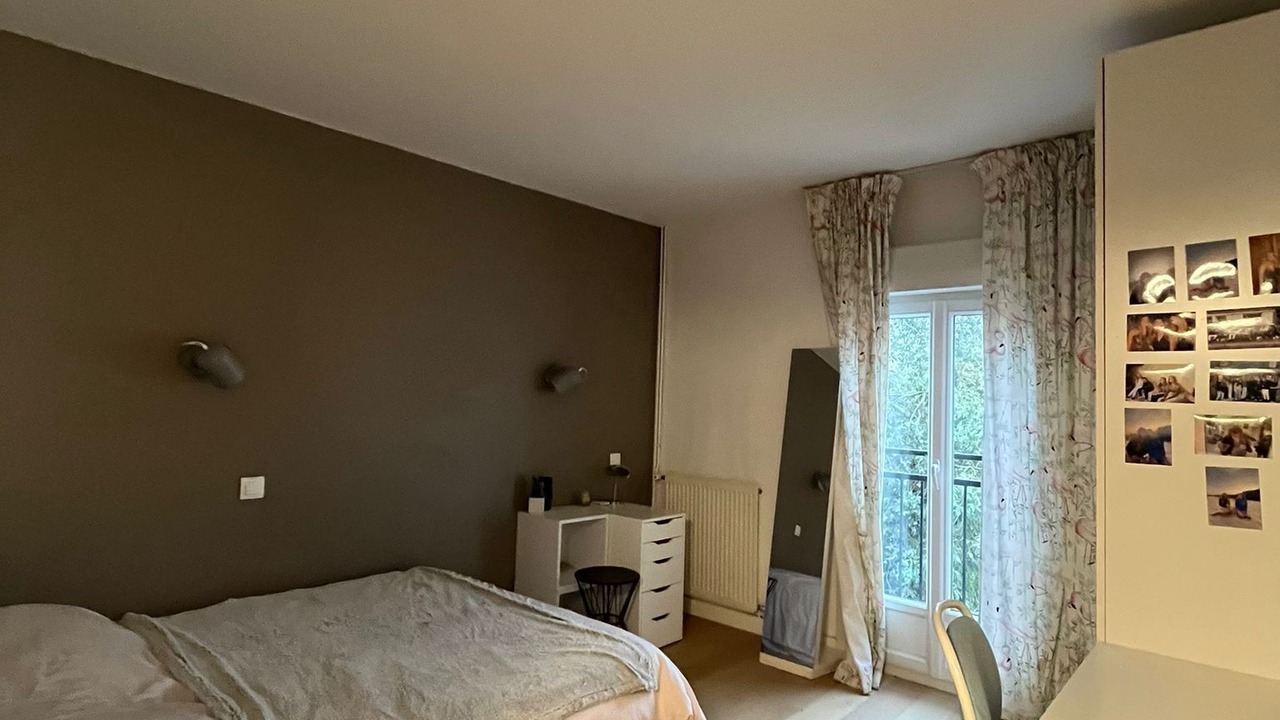 Photo of Bedroom in Colombes