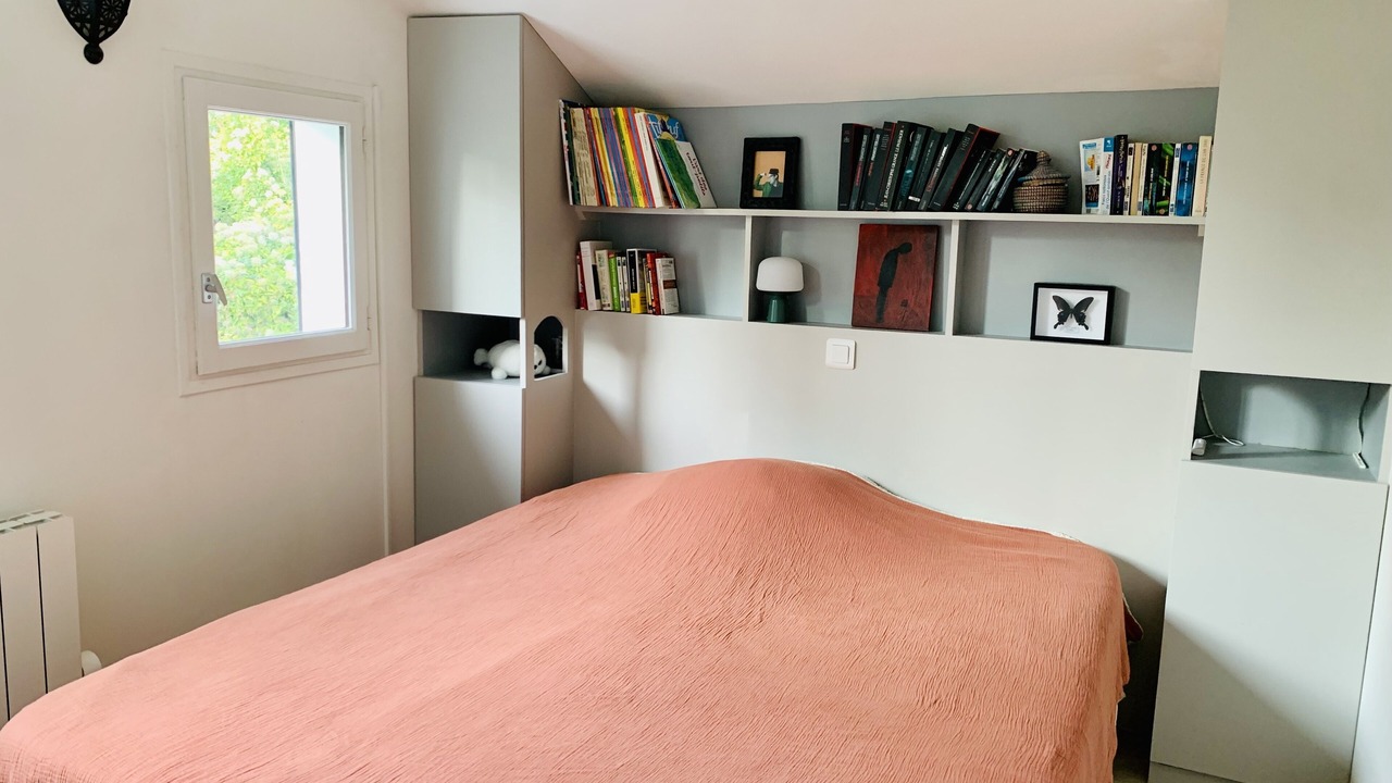 Photo of Bedroom in Chaville