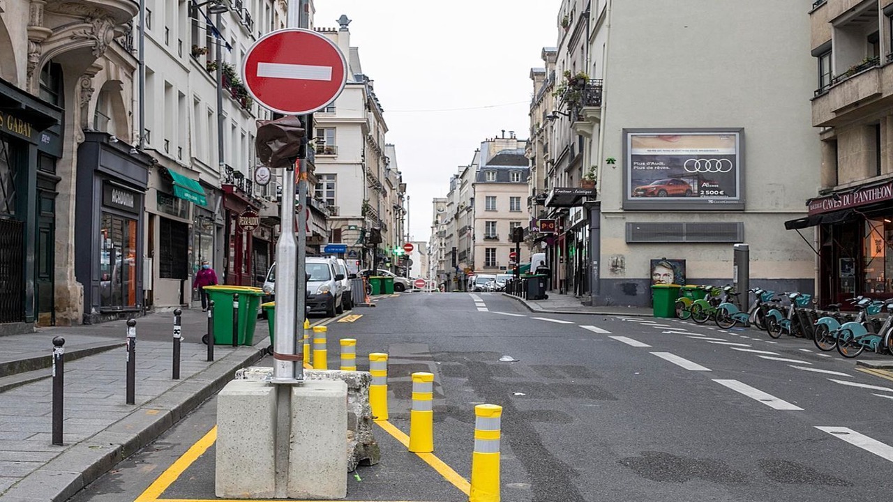 Photo of Others in Montparnasse