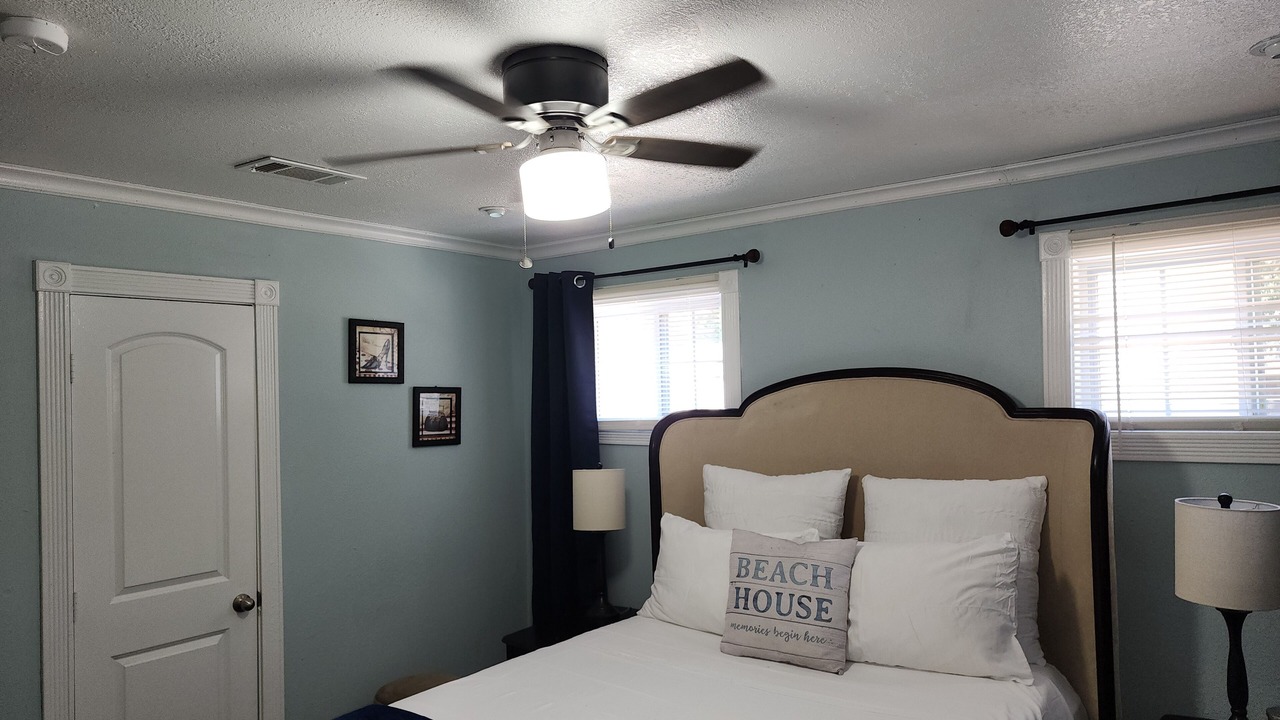 Photo of Bedroom in Biloxi
