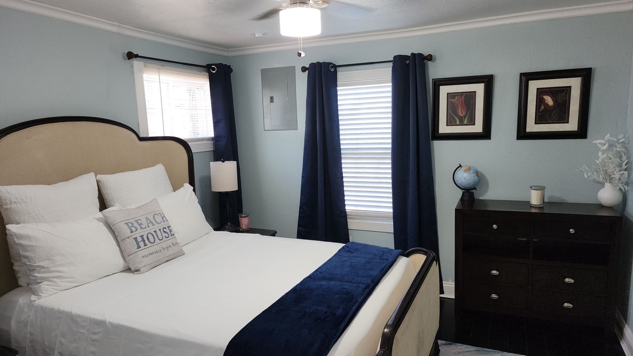 Photo of Bedroom in Biloxi