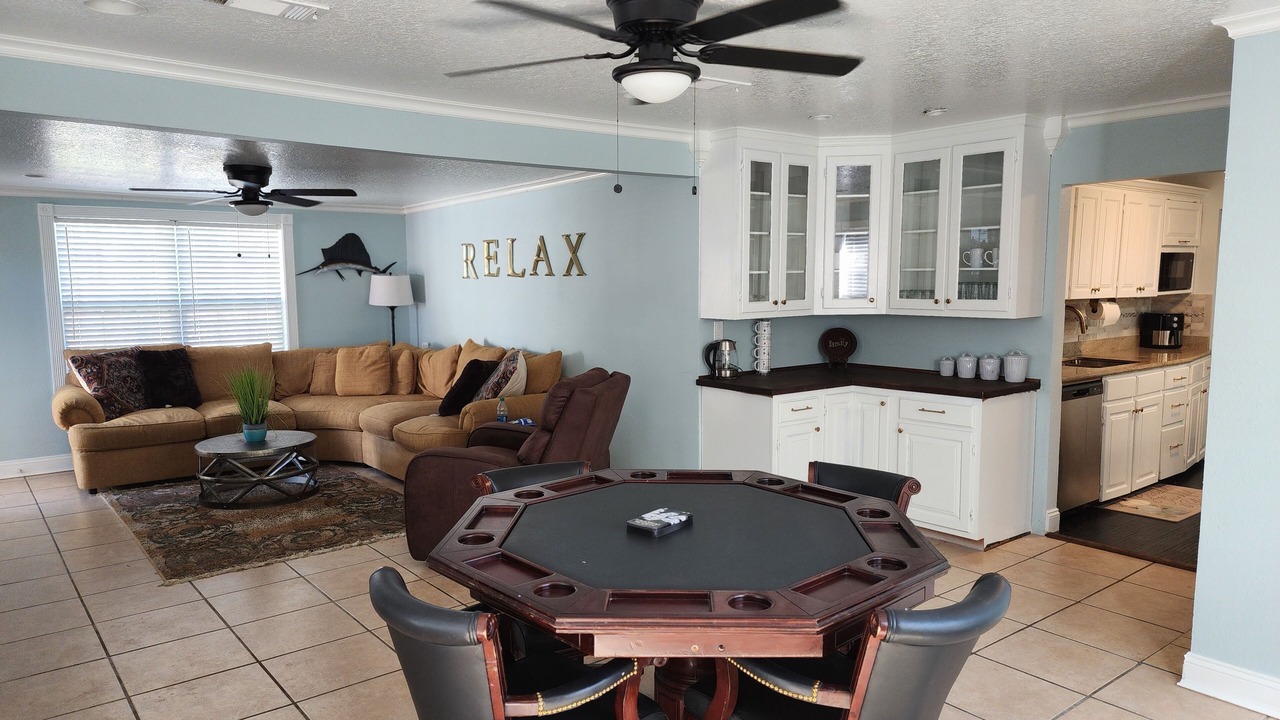 Photo of Livingroom in Biloxi