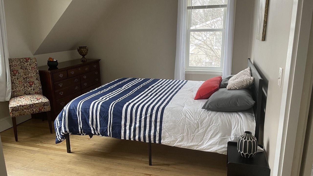 Photo of Bedroom in Salem