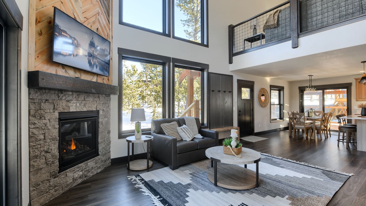 Photo of Livingroom in Lead