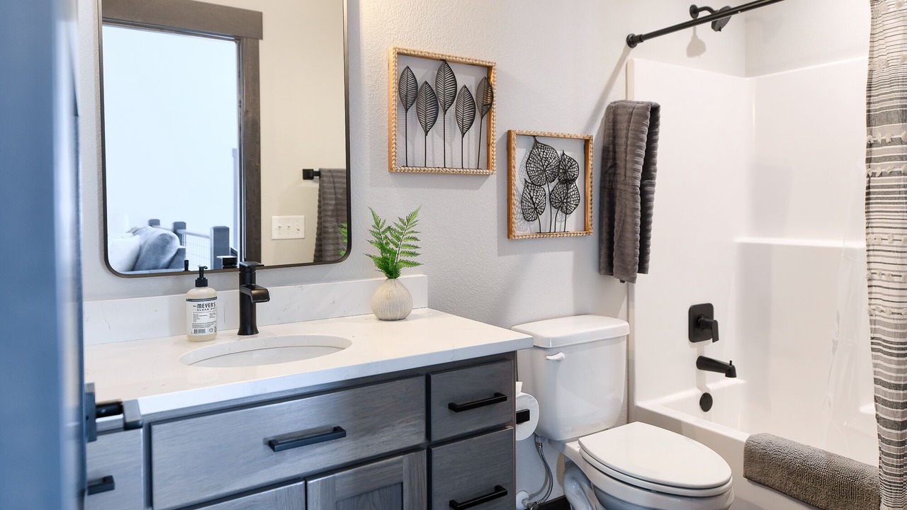 Photo of Bathroom in Lead