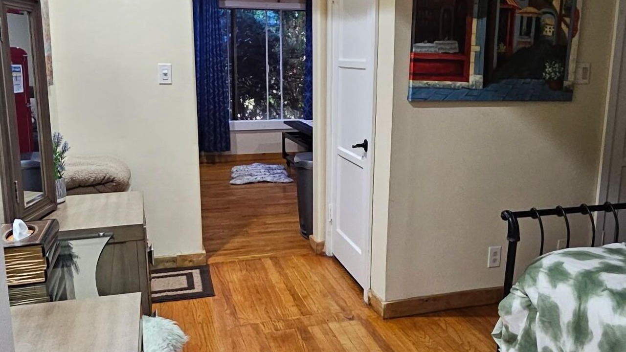 Photo of Bedroom in Harbor