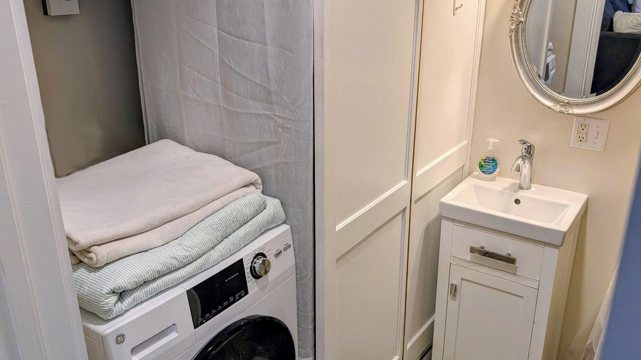 Photo of Bathroom in Yachting Village