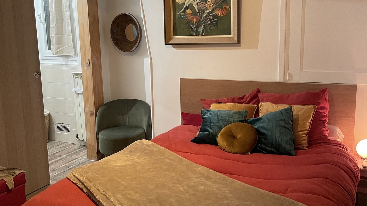 Photo of Bedroom in Vanves