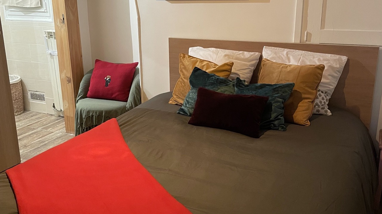 Photo of Bedroom in Vanves