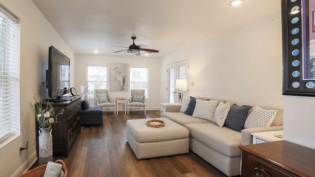 Photo of Livingroom in Old Town