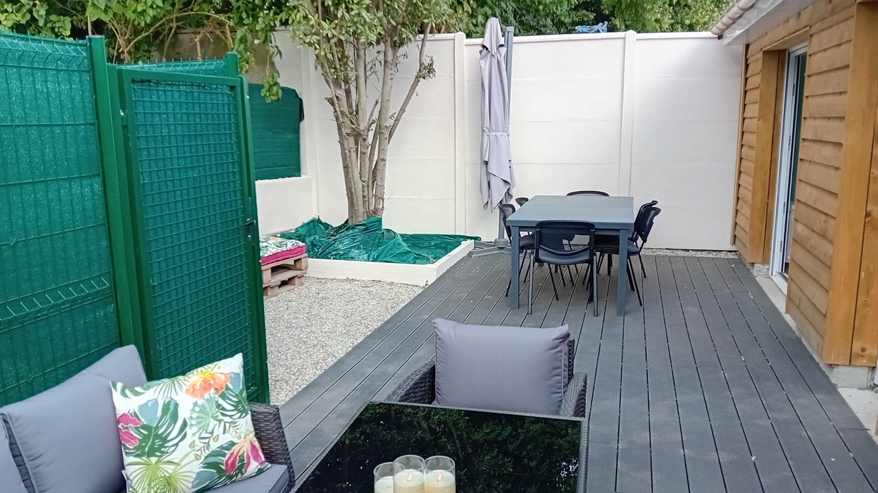 Photo of Outdoor in Louvres
