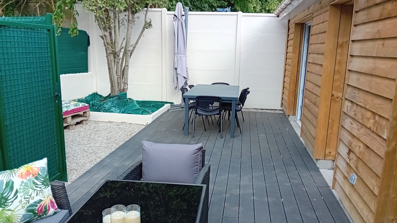 Photo of Outdoor in Louvres