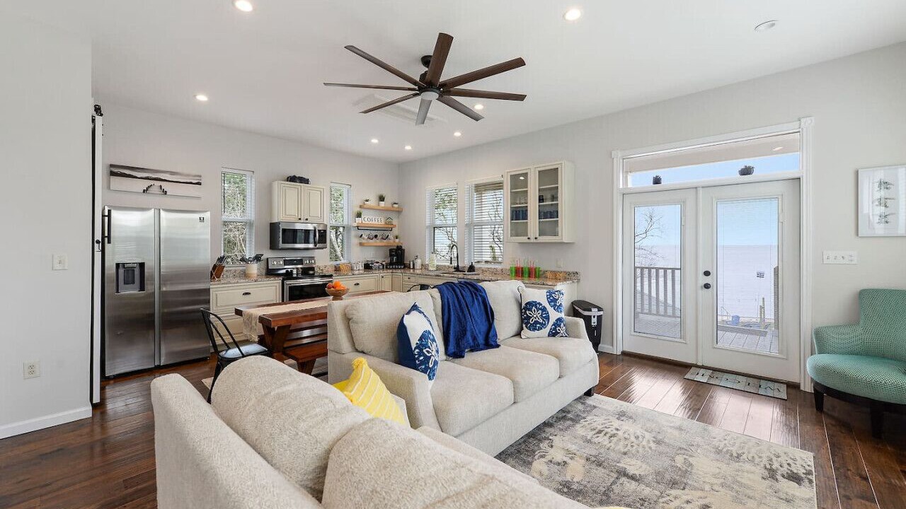 Photo of Bedroom in Ocean Springs