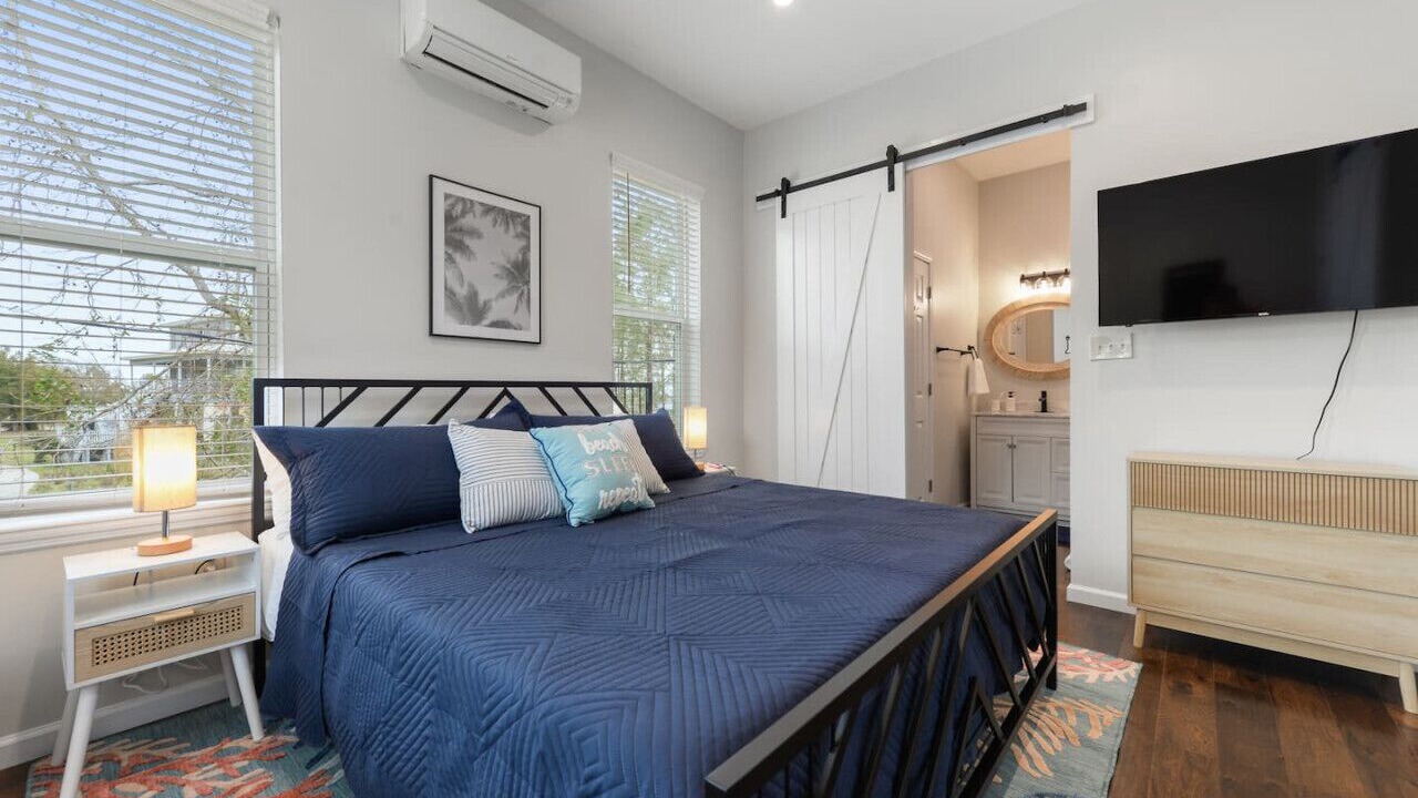 Photo of Bedroom in Ocean Springs
