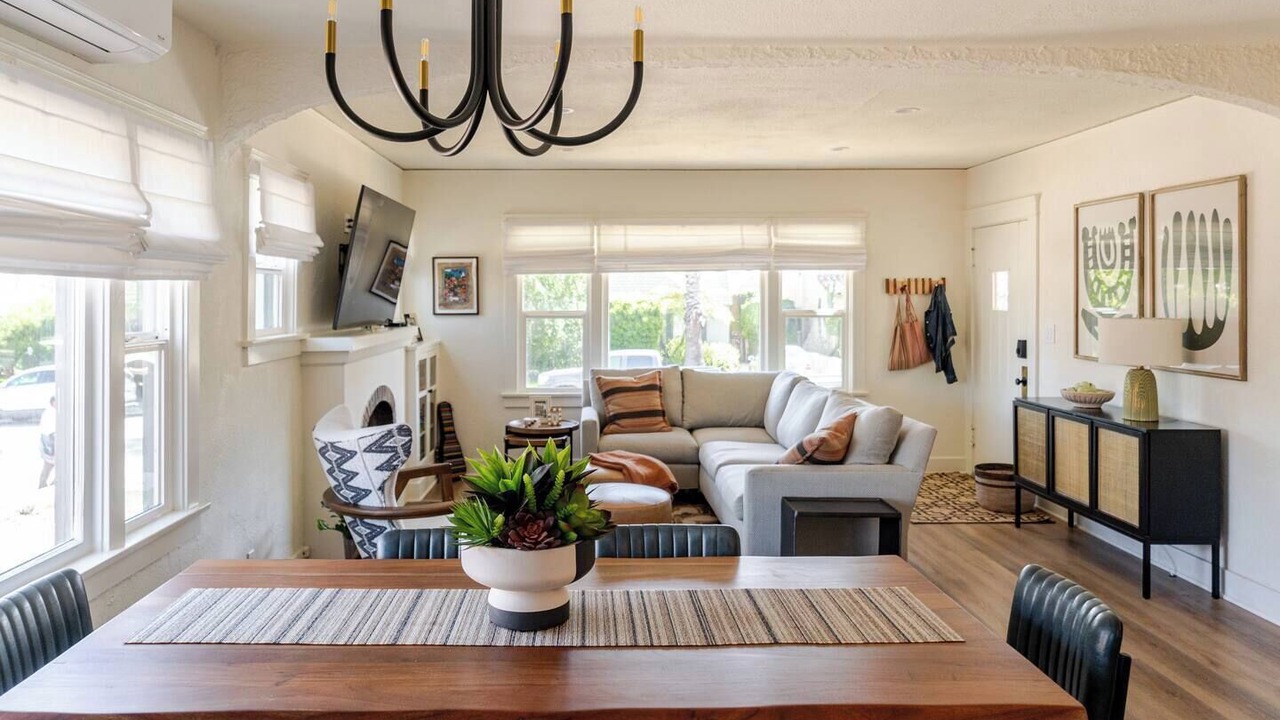 Photo of Livingroom in Ventura