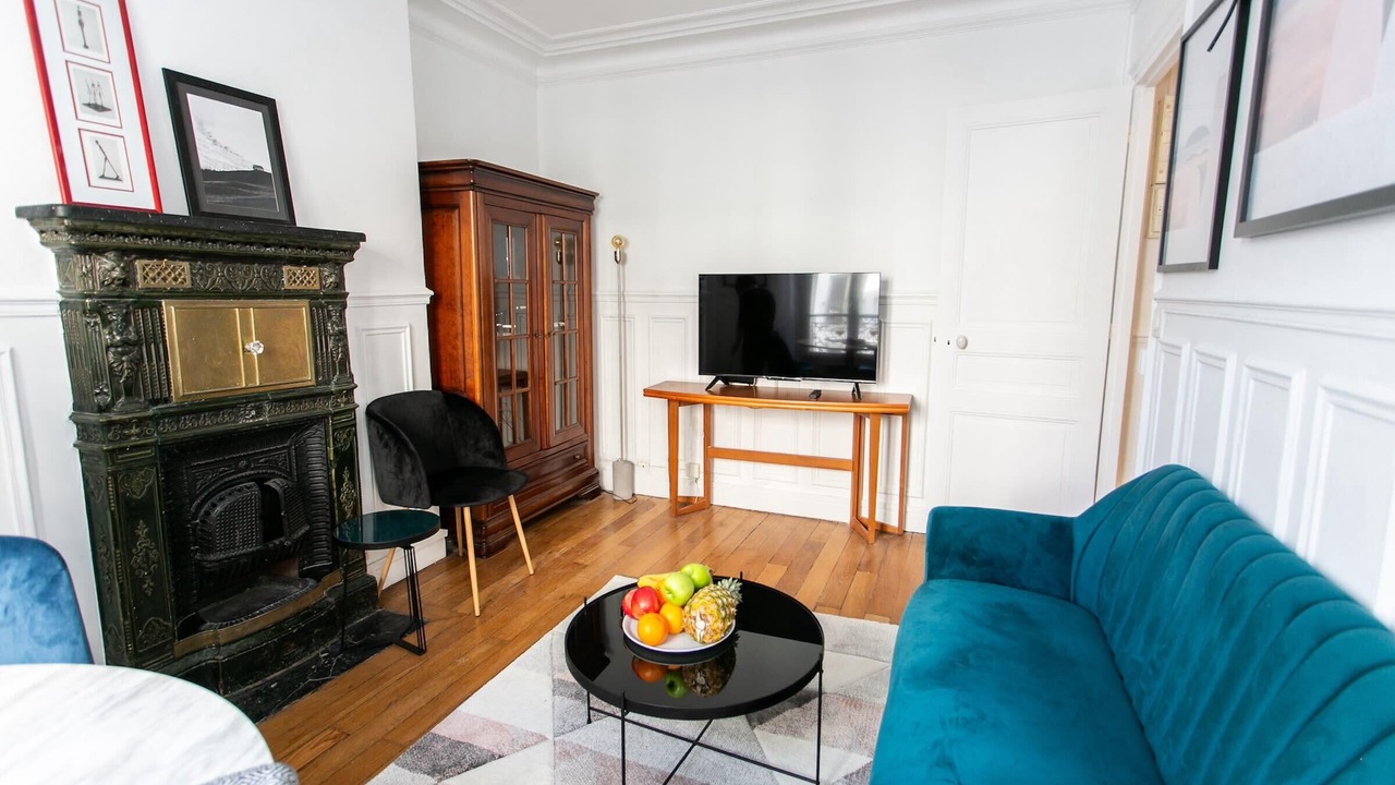 Photo of Livingroom in Notre-Dame-des-Champs