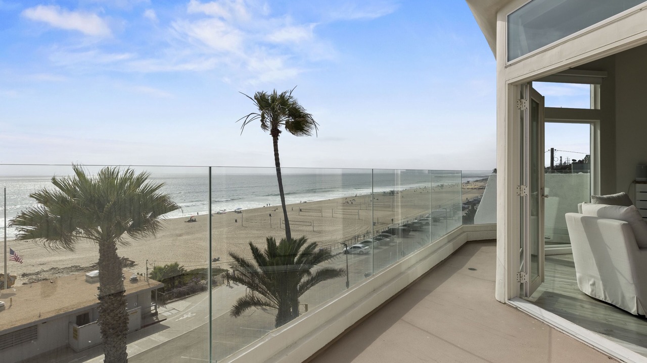 Photo of Outdoor in Sand Section