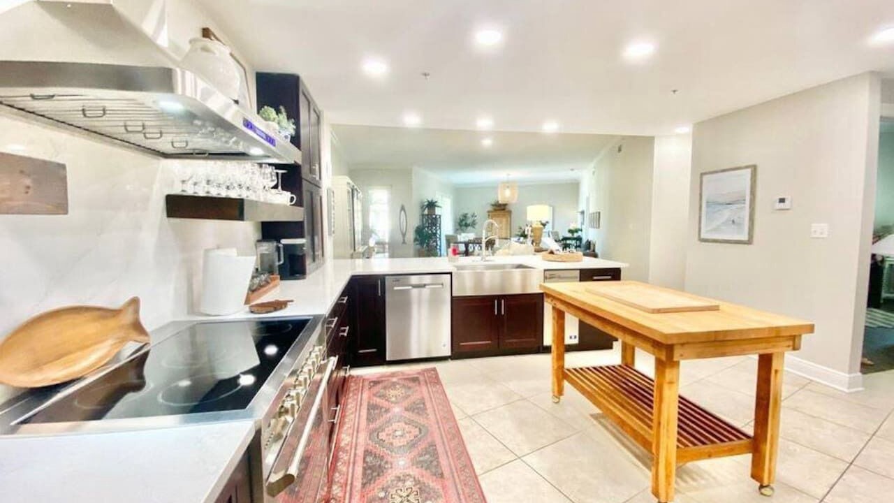 Photo of Kitchen in Henderson Point