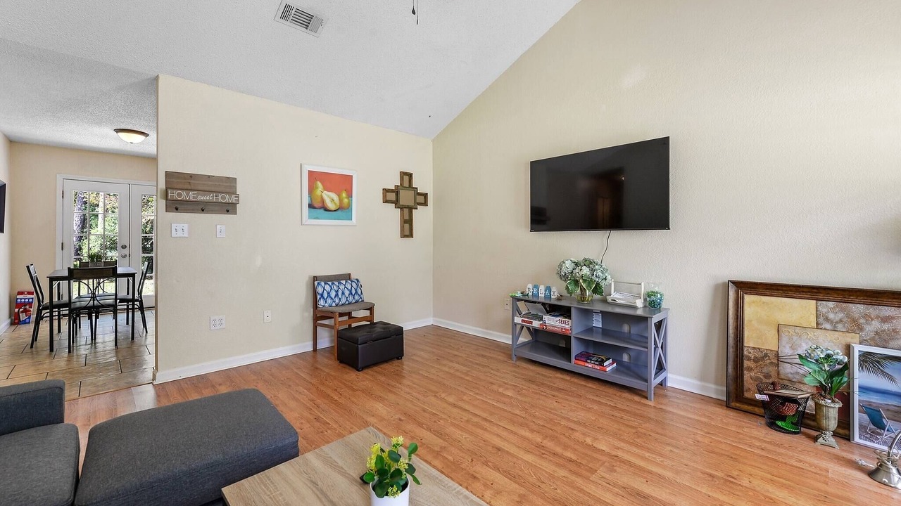 Photo of Livingroom in Diamondhead
