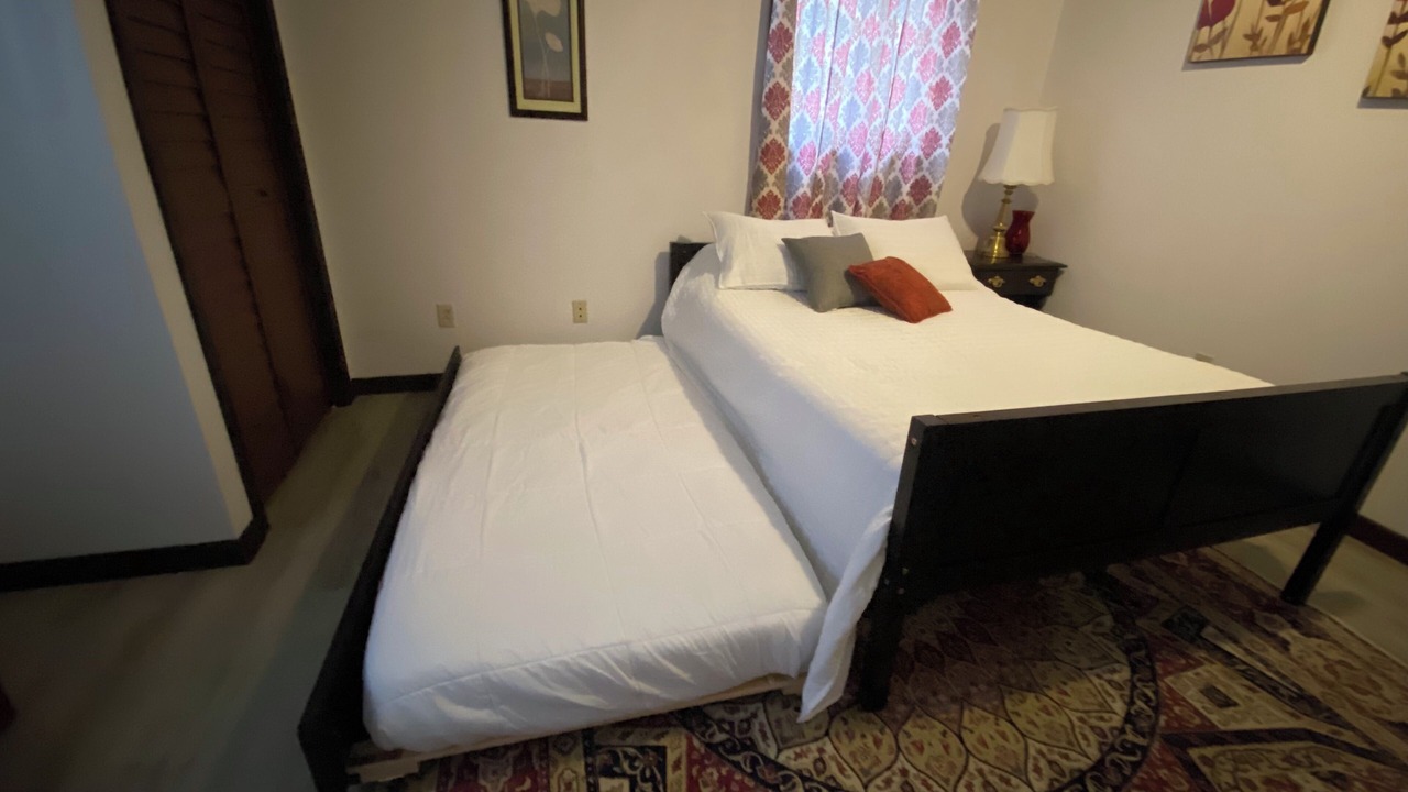 Photo of Bedroom in Donner