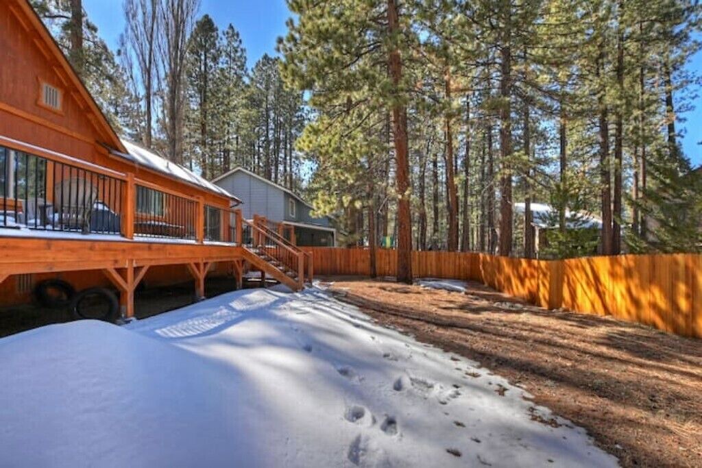 Photo of Outdoor in Summit Estates