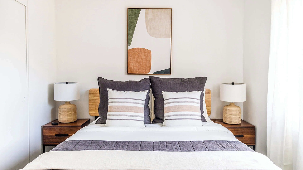 Photo of Bedroom in Racquet Club West
