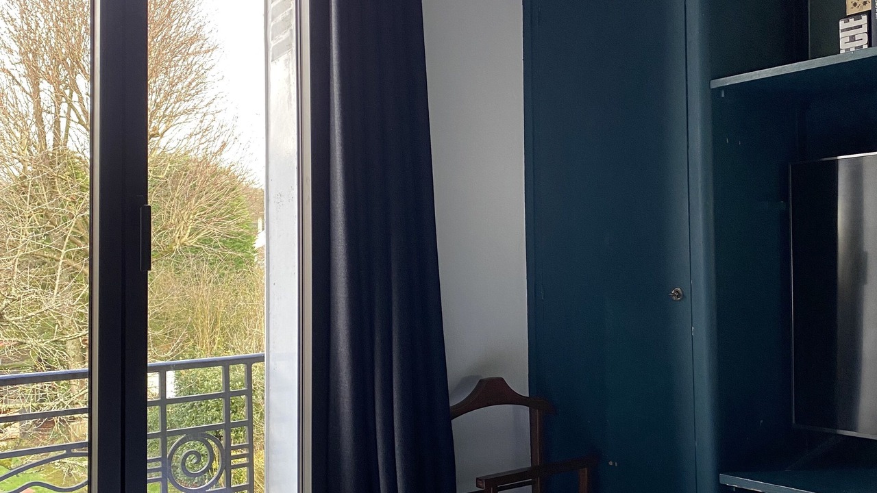 Photo of Bedroom in Le Chesnay