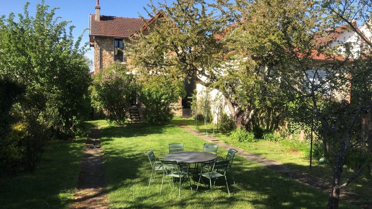 Photo of Outdoor in Le Chesnay