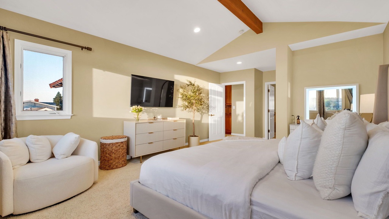 Photo of Bedroom in Torrance